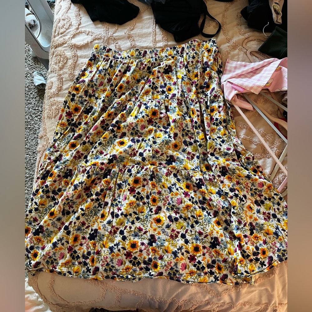 Old navy floral skirt xxl